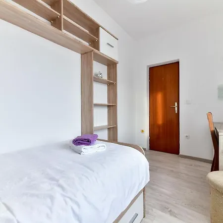 House Gabriela Vakantiehuis Debeljak