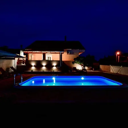 House Gabriela