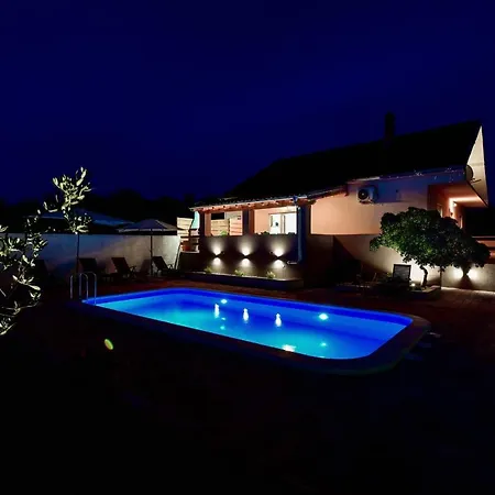 Vakantiehuis House Gabriela *